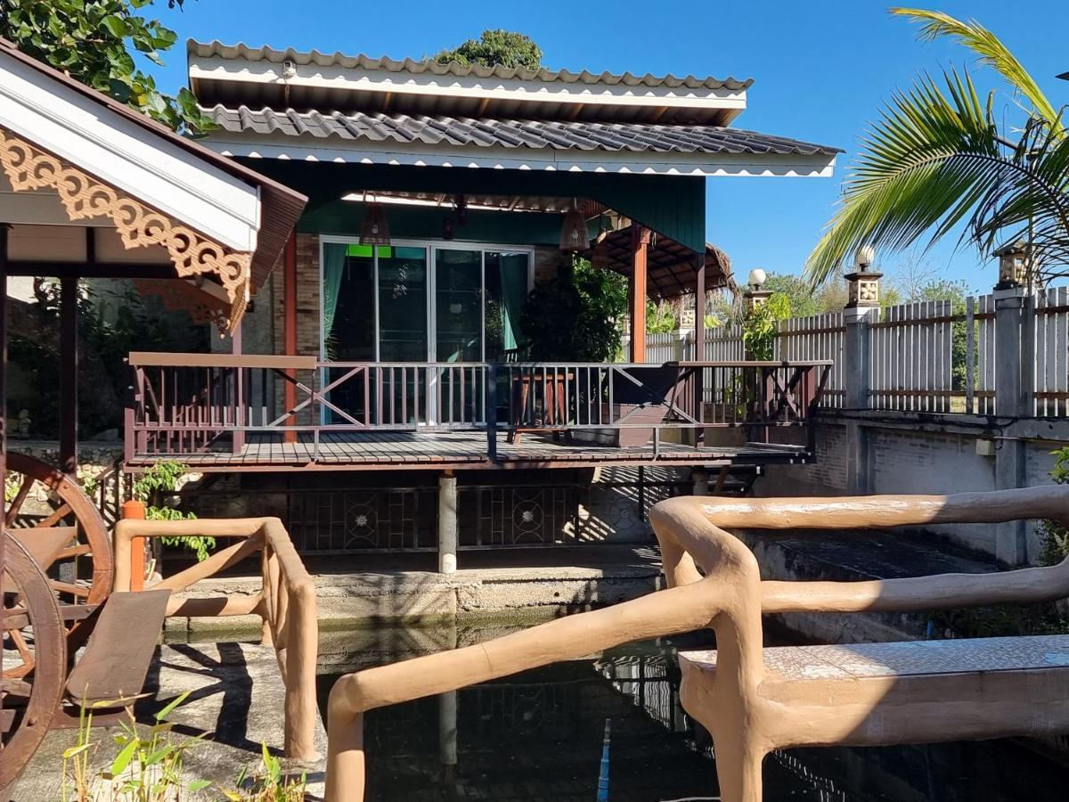 Butsaba Garden Resort San Pāyang Værelse billede
